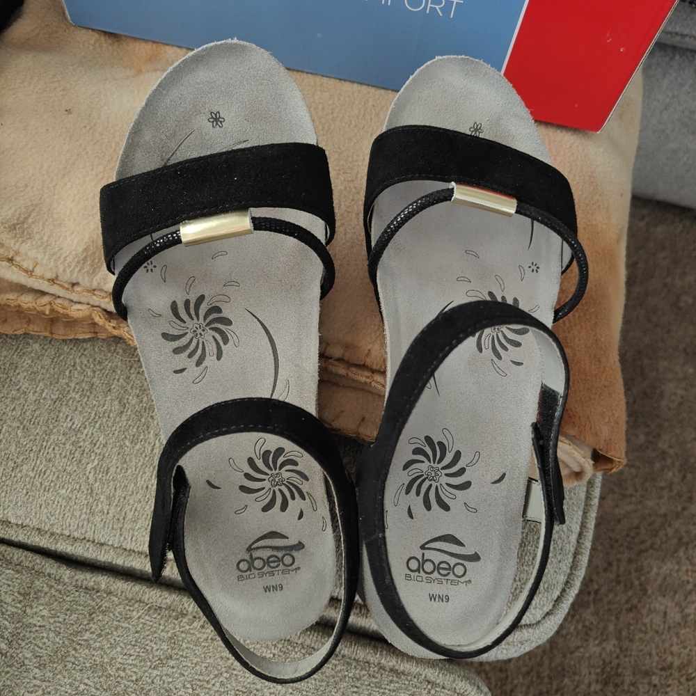 ABEO BIO SYSTEM Catalina Women's Black Sandals